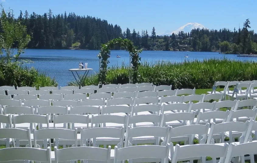 Lake Wilderness Lodge